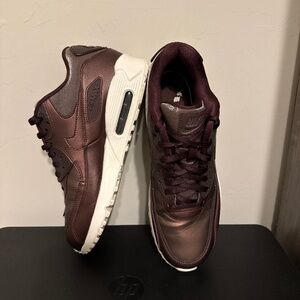 Nike Air Max 90 Premium Metallic Mahogany